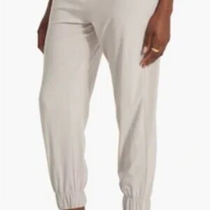 Vuori Women's Light Beige Villa Jogger Pants